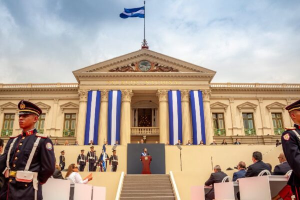 IMF Asks El Salvador to Narrow Scope of Bitcoin Law, Limit Public Exposure