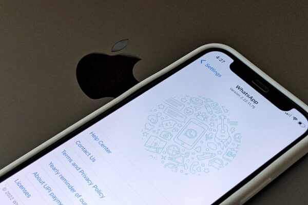 How to Edit WhatsApp Text Messages on iOS and Android